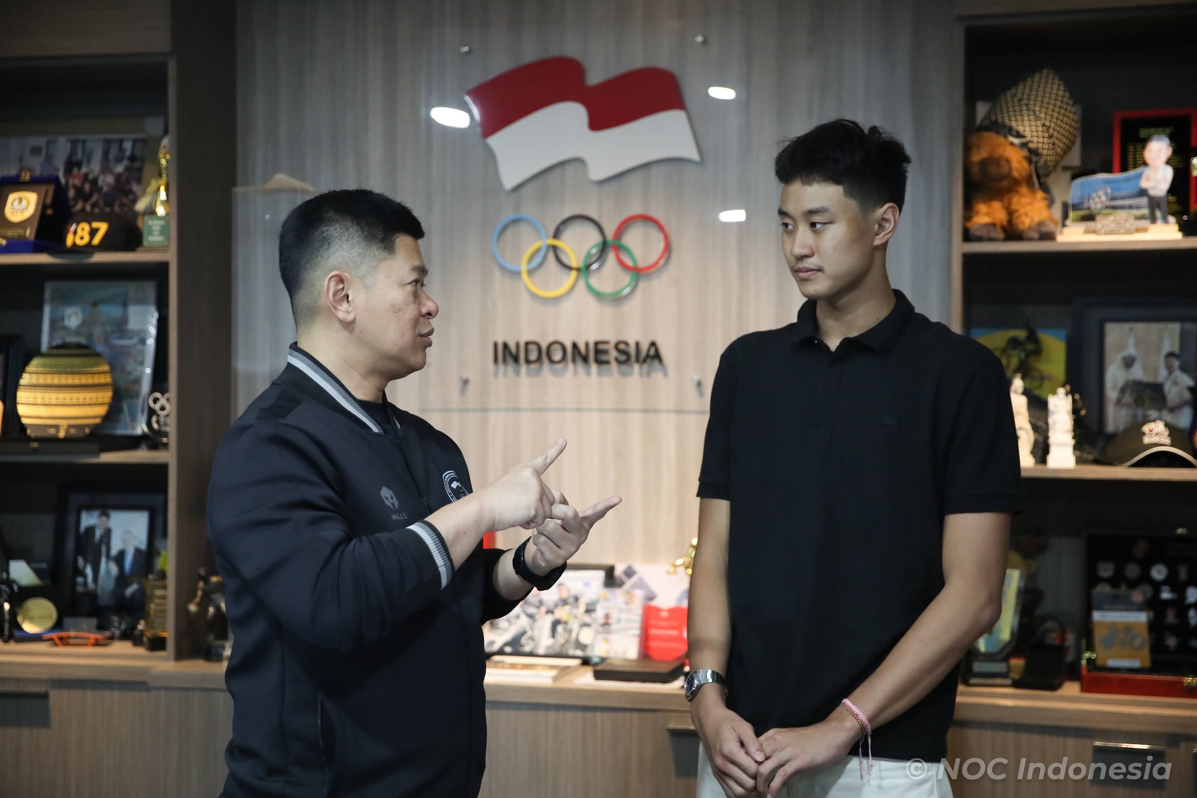 Indonesia Olympic Commitee - Young Indonesian Swimmer, Liquor Harrison Andoko, Earns Student-Athlete Scholarship to the United States