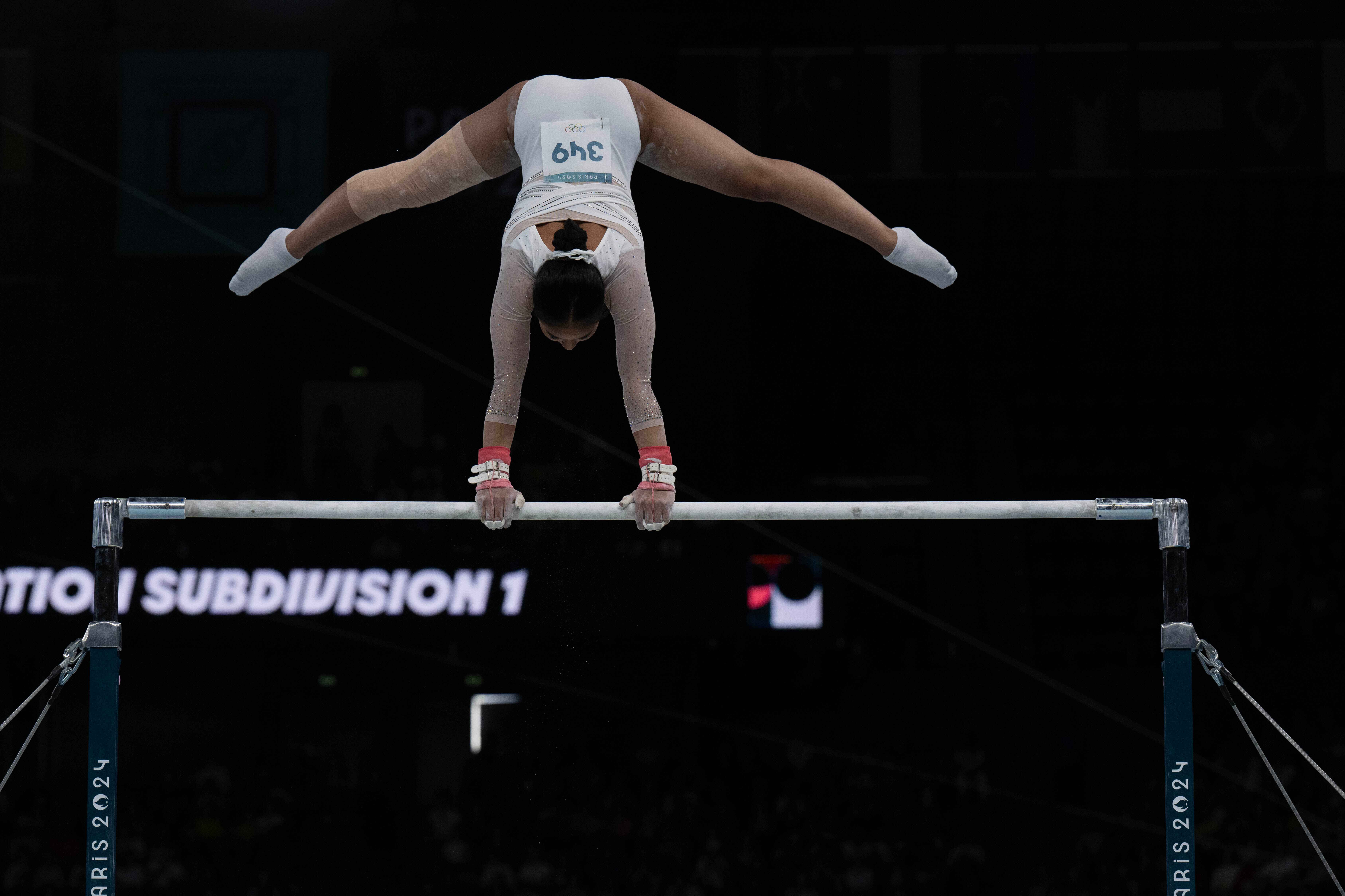 Indonesia Olympic Commitee - Battling against injury, Rifda completes her performance at Bercy Arena