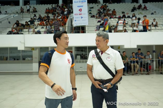 Indonesia Olympic Commitee - CdM ISG Rafiq Boost Motivation for Indonesia National Team Swimmer