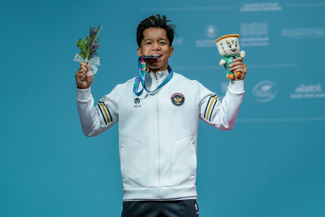 Indonesia Olympic Commitee - PRESS RELEASE International Multisport Event Debut: Leonardo Adventino Geovani Wins Silver Medal