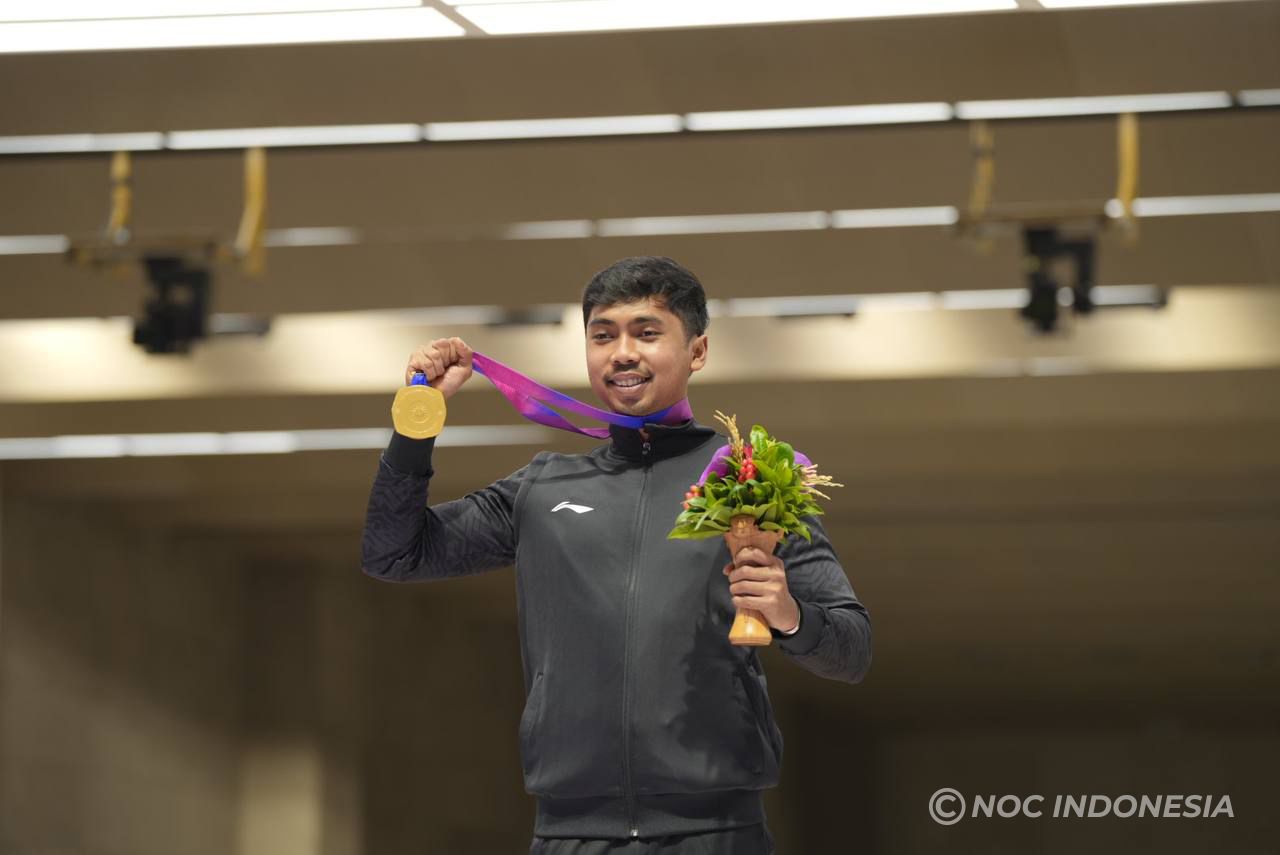 Indonesia Olympic Commitee - Muhammad Sejahtera Dwi Putra wins Indonesia's first gold medal at the 2022 Asian Games