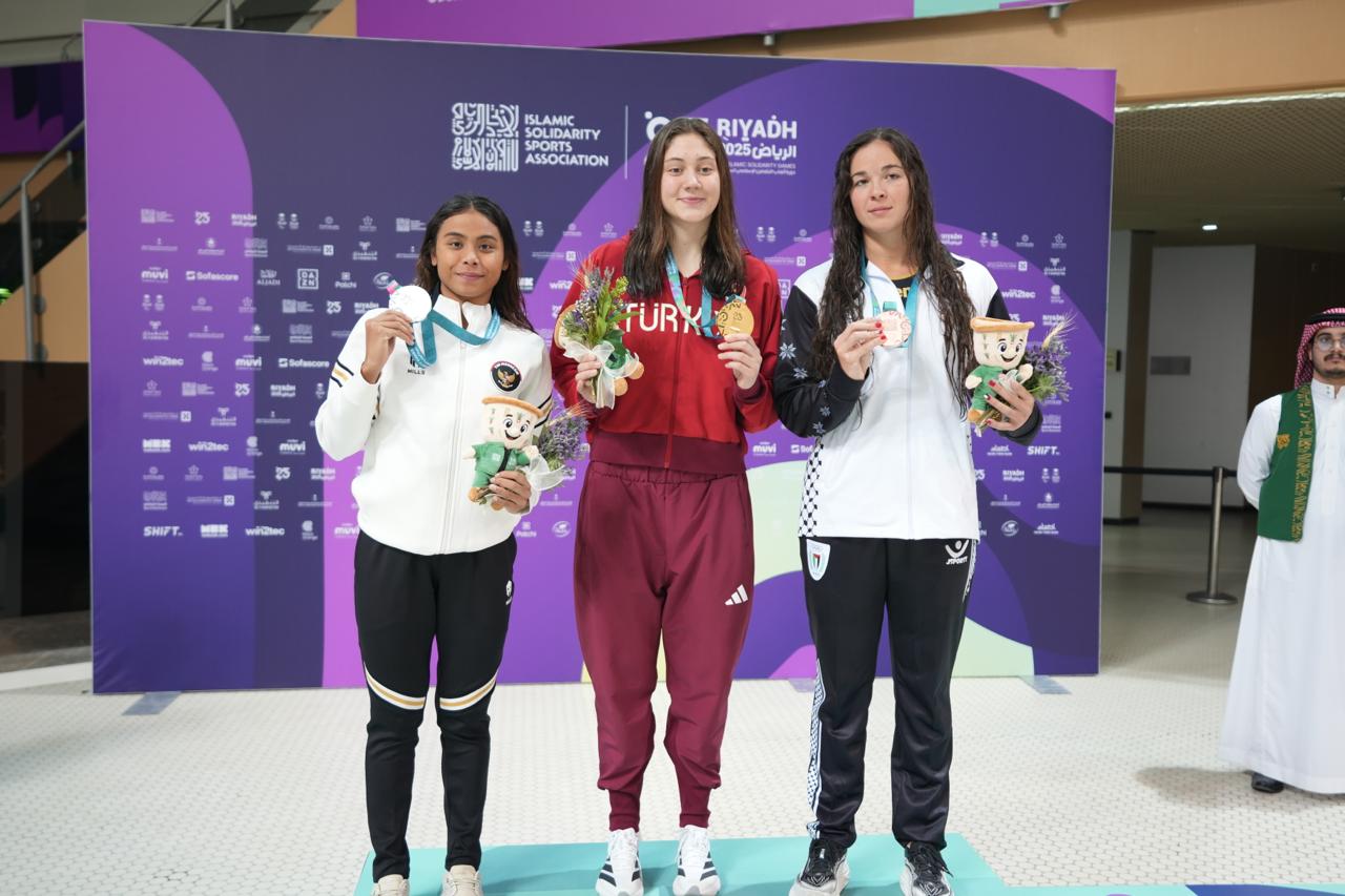 Indonesia Olympic Commitee - Swimming Adds 2 Silver Medals and 1 Bronze for Team Indonesia at the 2025 Islamic Solidarity Games