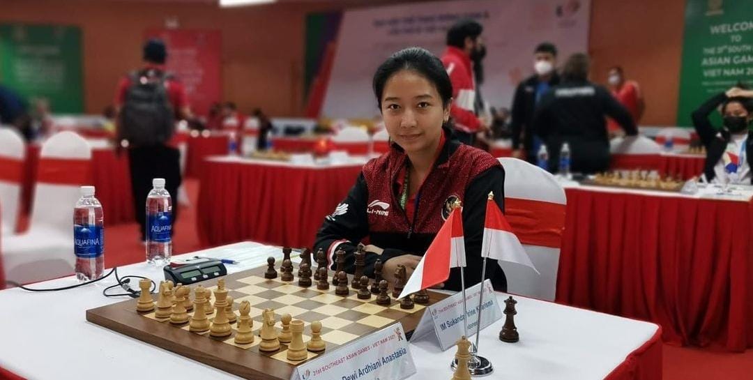 Indonesia Olympic Commitee - Irene carries Indonesia's gold hope in Chess